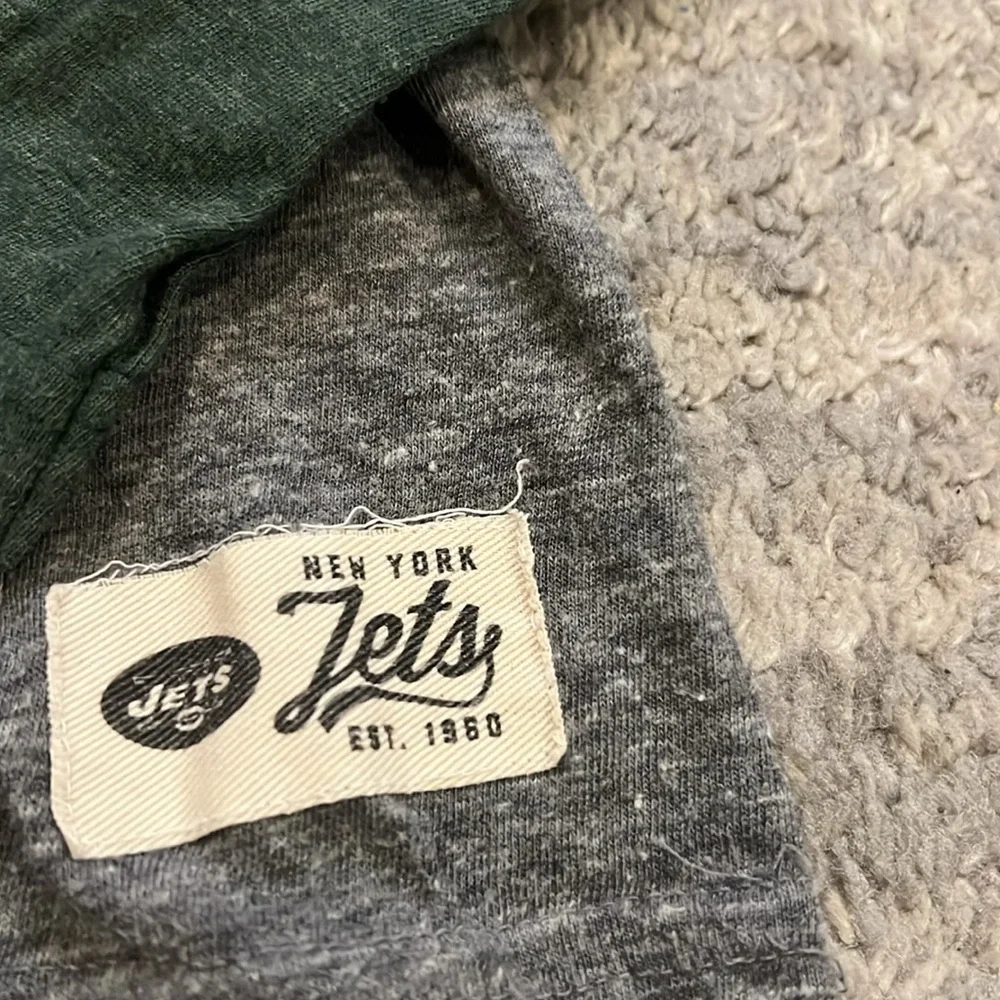 NFL New York Jets Long Sleeve Tee Green and Gray- super soft - Picture 3 of 4